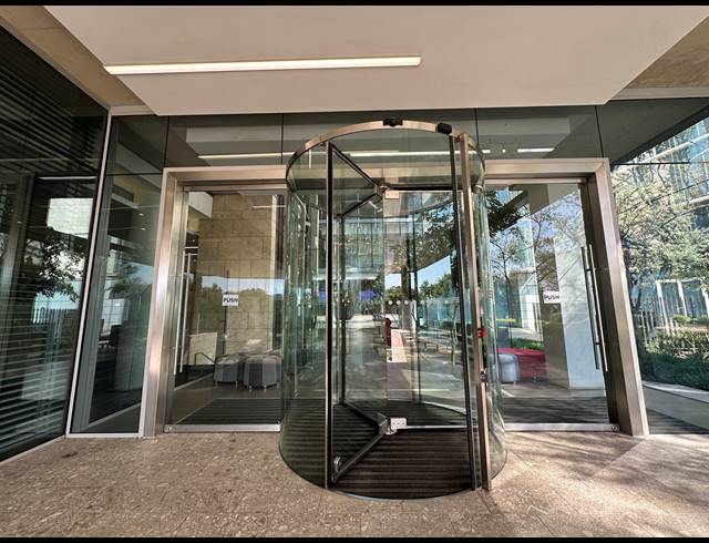 892M² OFFICE TO LET IN SANDTON CENTRAL
